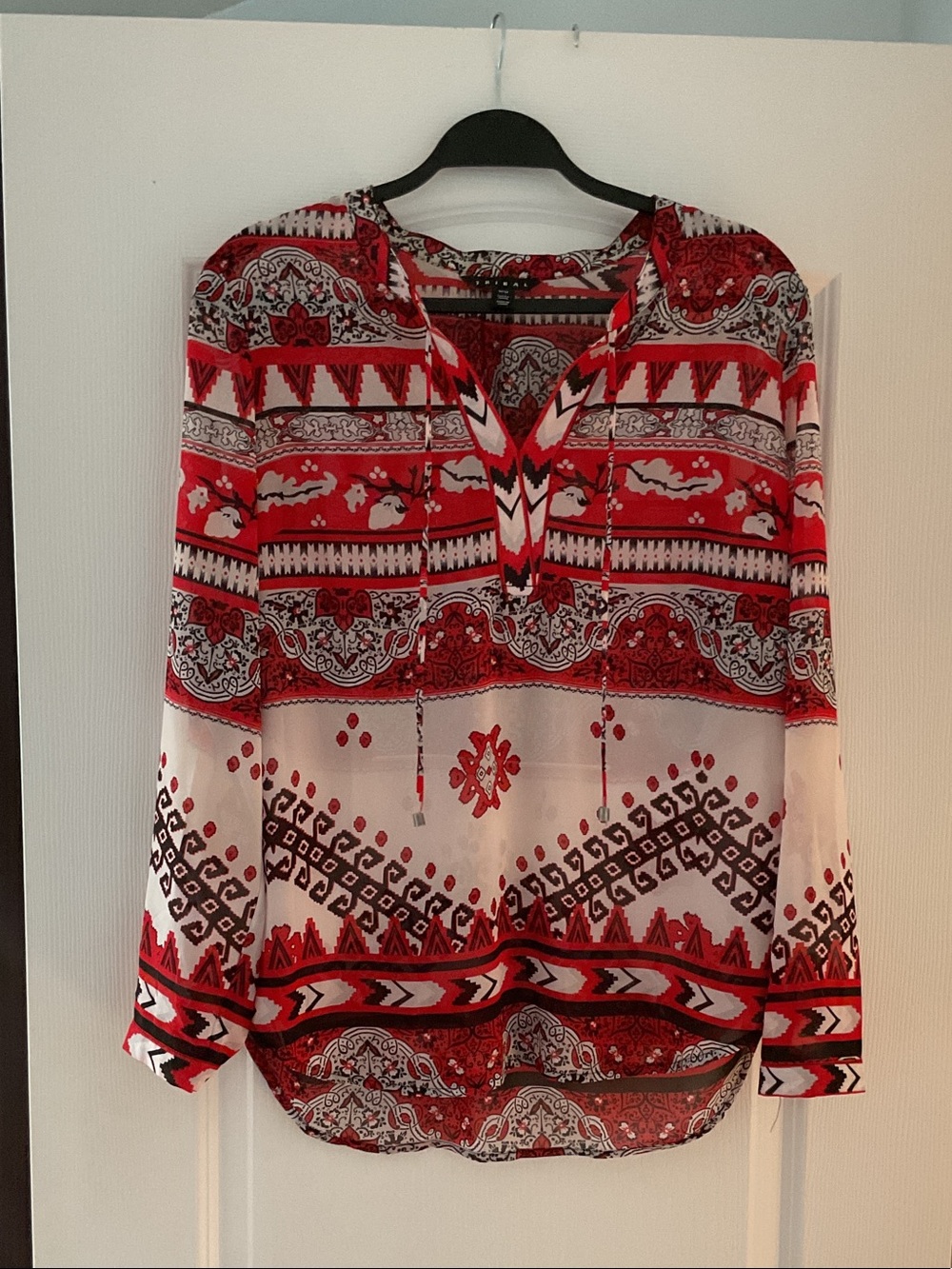 Tribal Red and White Patterned V-Neck Long Sleeve Blouse